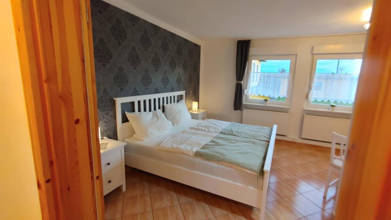 Pension Zum Lindenwald Colbitz Exterior foto